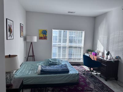 Fully Furnished w Private Bathroom $1200/mon only! Main Photo