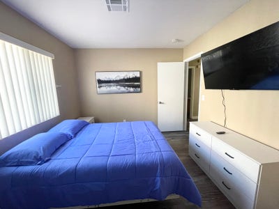 Newly Renovated Rooms for Rent  Main Photo