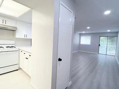 Quiet and special condo located in Pasadena Garden Main Photo