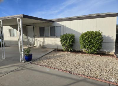 $2,550 | 3BR Home on Sprawling quarter Acre with  Main Photo