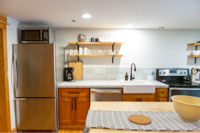 Serene Gorge Forest Rental Main Photo