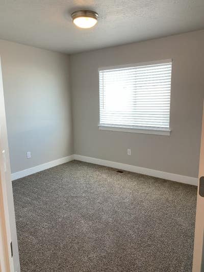 3033 Cedar Bend Private Room Main Photo