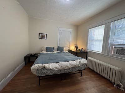 Bright Spacious Double Room Available Now! Main Photo