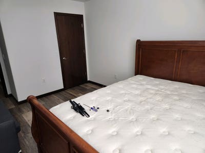 Spare Room and Bathroom For Rent Main Photo