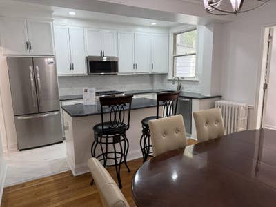 Luxury TH in Foxhall Village Main Photo