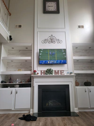 Need roomate Main Photo