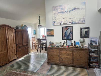 Easy Cardiff Living. Walk to Beach and Shopping Main Photo