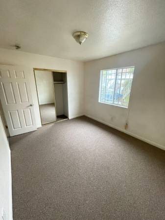 $800/monthly. Utilities included.  Main Photo