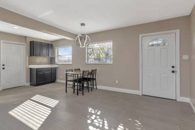 Childs Park Neighborhood. Main Photo