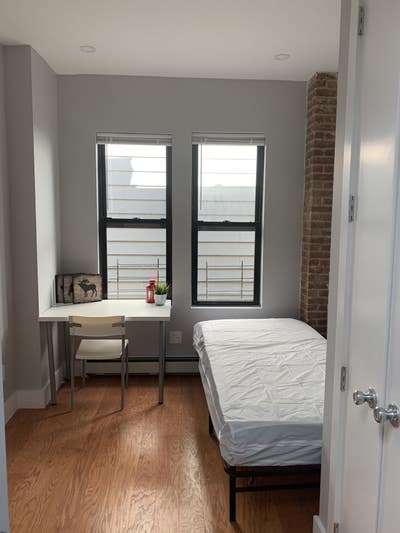 International students WELCOME, Cellar floor room  Main Photo