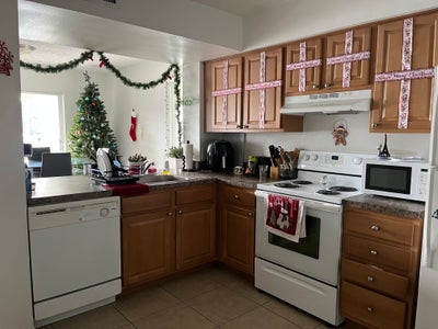 Sheridan Ocean Club apartments  Main Photo