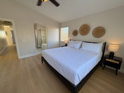 Bright Big Bedroom new remodel and furniture Main Photo