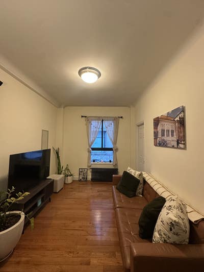 $1,900/month + utilities/wifi (~$75) Main Photo