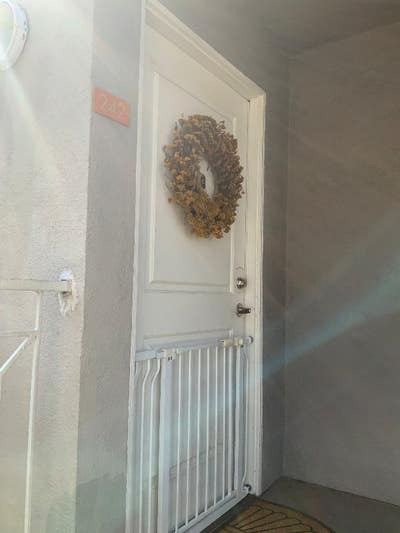 Cozy 1 Bed 1.5 Bath Condo in Burbank | Available D Main Photo