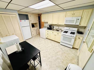 Charming 4BR  2BA Cape Cod Home – Glen Burnie, MD Main Photo