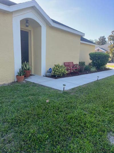 Furnished Room @ End-Unit Villa Main Photo