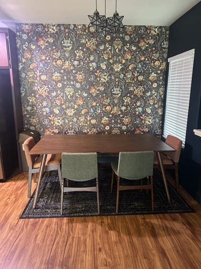 Mile from the beach, renting out my spare room Main Photo