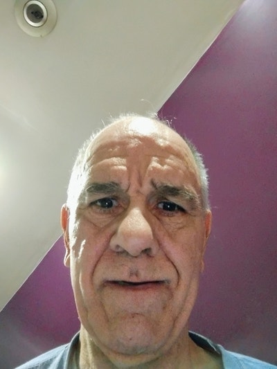 Professional Male seeks a small or large room Main Photo