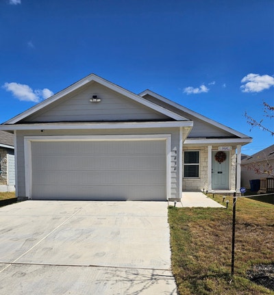 Cozy Room for Rent in San Antonio | $800 | Availa Main Photo