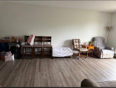 Private Room in Shared Apartment for Rent Main Photo