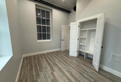  Private, unfurnished room available in a quiet, s Main Photo