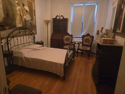 15x11 Room w/attached bathroom available UWS Main Photo