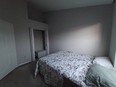 Room in Townhouse with private bathroom Main Photo