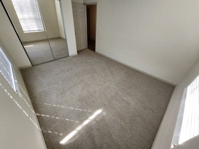 Room available now, in Temecula Main Photo