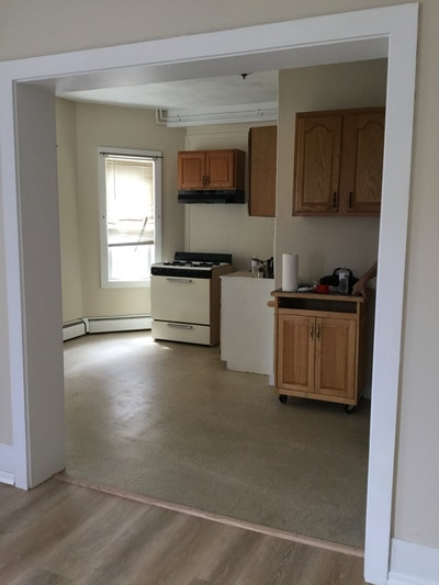 Charming Single Unit in Fall River | 863 Plymouth  Main Photo