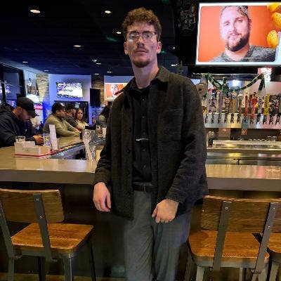 Reliable 23 year old male looking for a room Main Photo