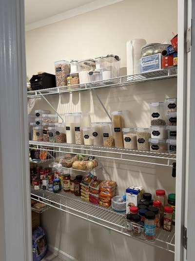 3 bedrooms available- private home on 1.3 acres. Main Photo