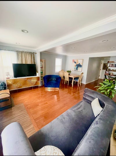 2 Rooms for rent  Main Photo