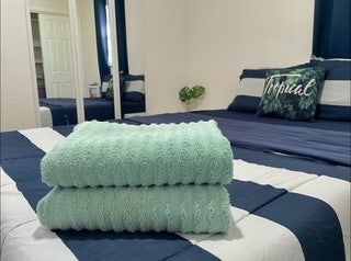 Rooms Available for Rent Main Photo