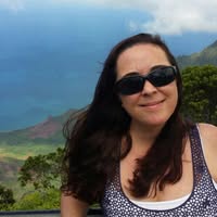 Professional Female seeks a large room Main Photo