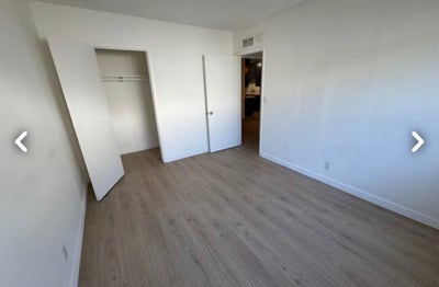 Room available in 2bd/1ba apt in WeHo Main Photo