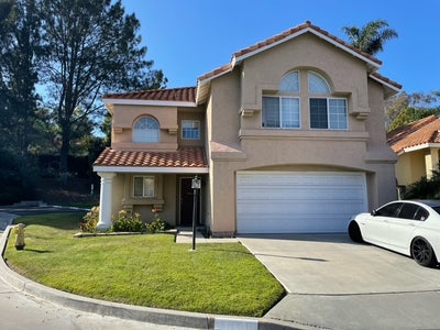 Rooms for Rent in Artistic Home in Carlsbad, CA Main Photo