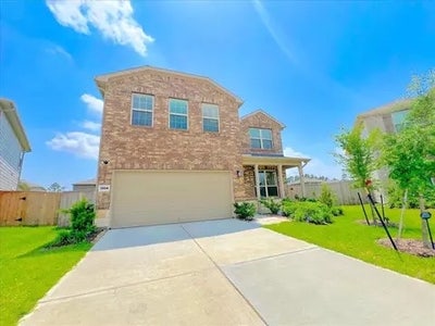 5 Beds 3 Baths - House Main Photo