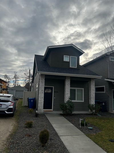 Large room and full bath in South Boise Main Photo