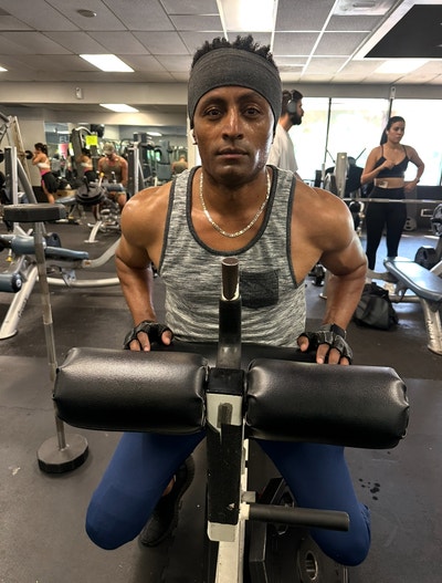 Room wanted in Los Angeles International, Los A... Main Photo