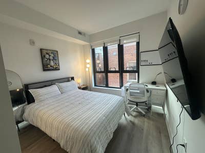 Single Room in 5 bed apartment in Washington Main Photo