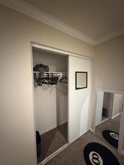 ISO roommate!  Main Photo