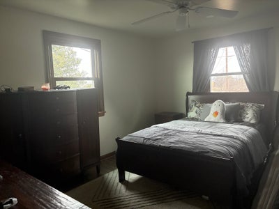 Multiple rooms to choose from Main Photo