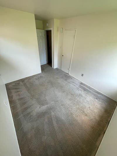 $820 Private Room w/ Shared Bath Main Photo