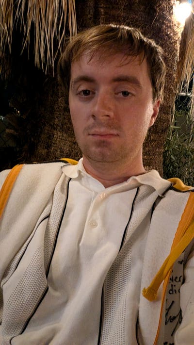 Room wanted in Mesa, AZ Main Photo