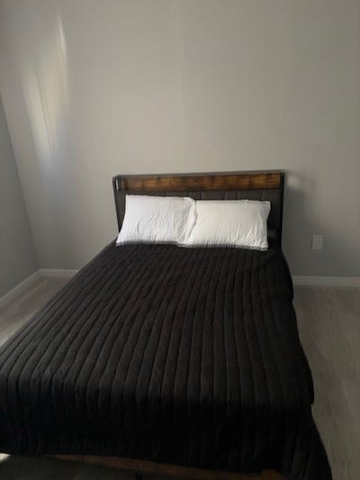 Cozy shared space Main Photo