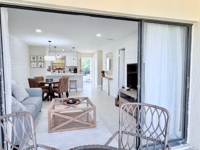 Fully updated 1 Bed Condo with 1.5 Baths in Ft. Pi Main Photo