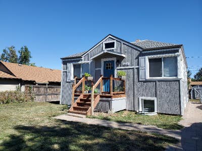 Private room in a shared house Main Photo