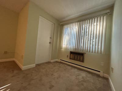 One Bedroom for Rent Main Photo