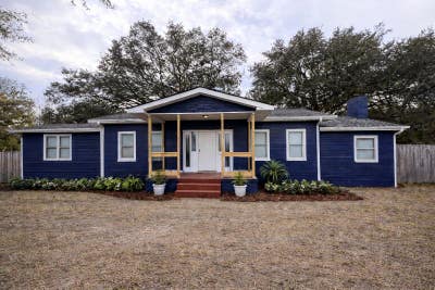 Furnished Junior Suite_Shared Bath_Rent Per Room_ Main Photo