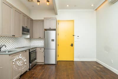 #755 Luxury Building | 2Bd; 1Ba Main Photo